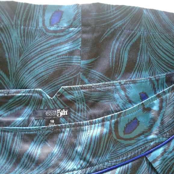 💥3/$20 Tropical printed midi skirt sz.16 - Picture 5 of 8